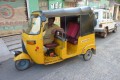 Coussin de méditation SpiritOpus en Inde, dans son rickshaw