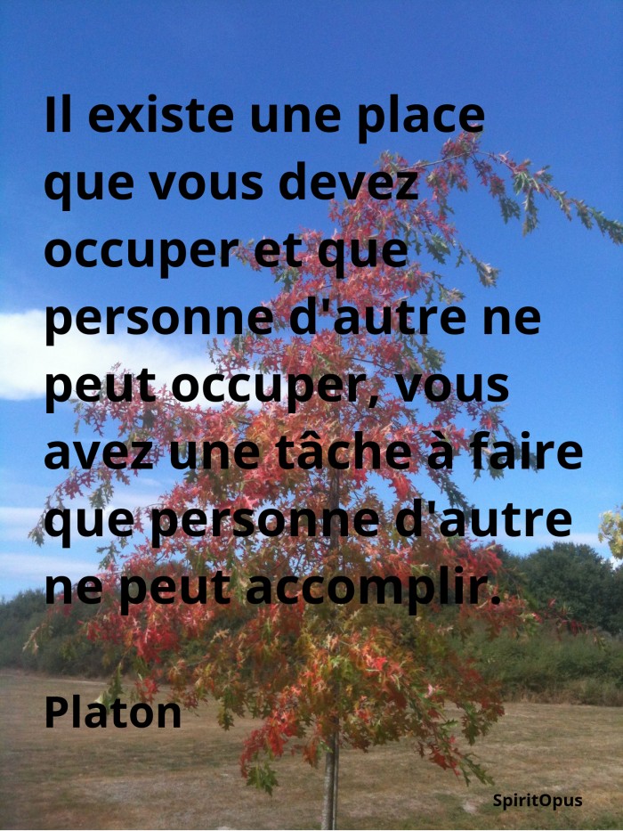 Il existe une place, Platon